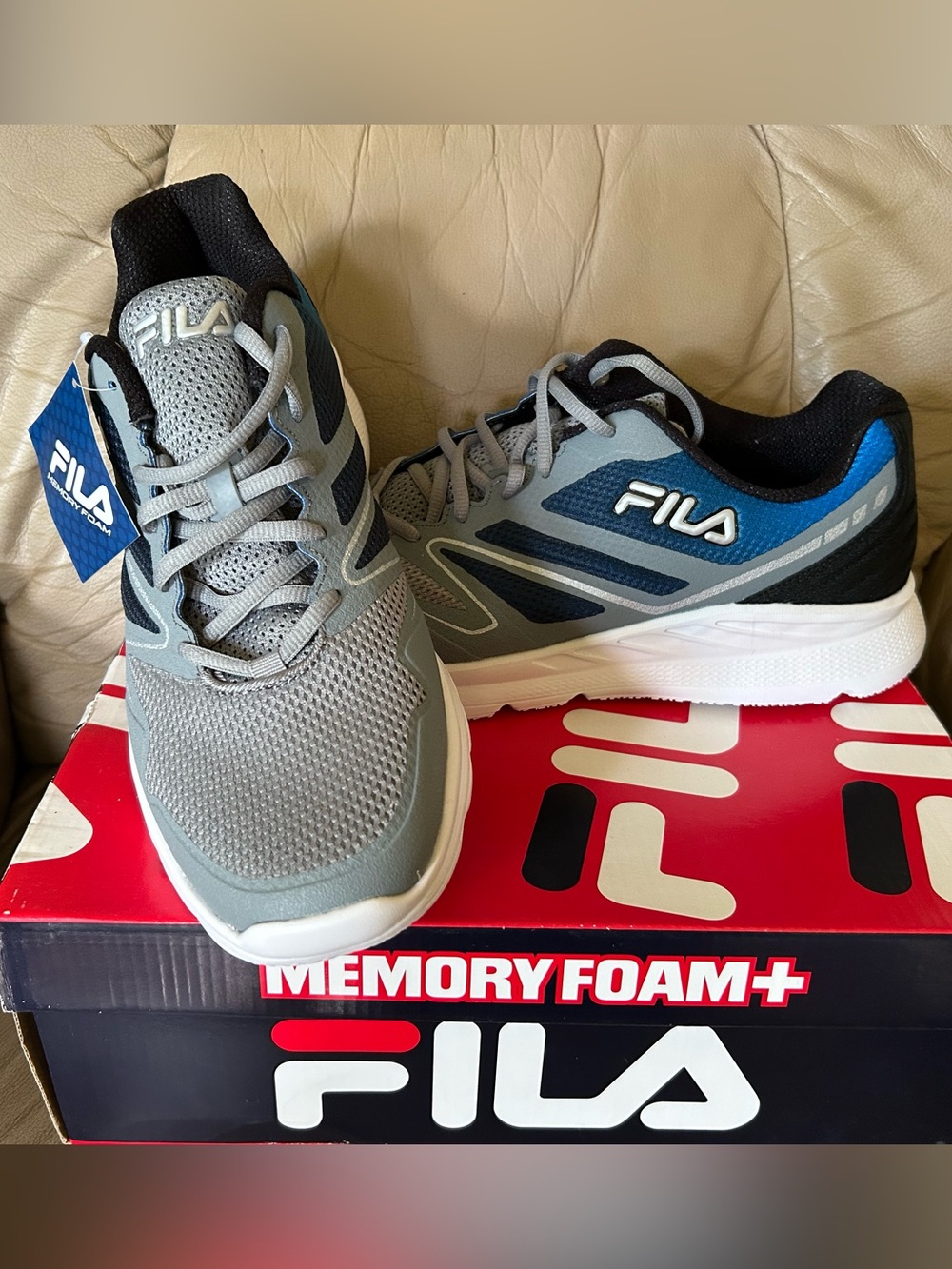 Fila Memory Foam Panorama 8 Men’s Shoes Size 12 NEW